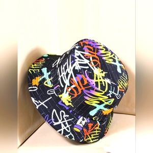 Guy Graffiti Bucket Hat